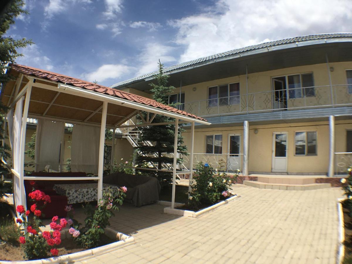 Эдем Hotel Cholpon-Ata Exterior photo