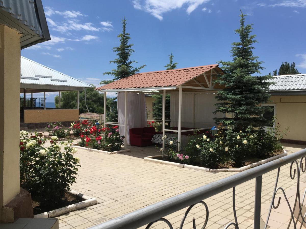 Эдем Hotel Cholpon-Ata Exterior photo